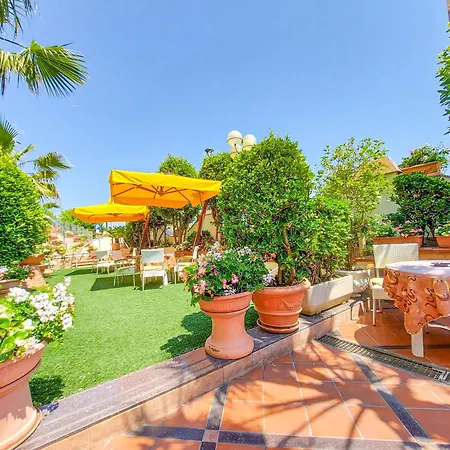 Gambrinus Ξενοδοχείο 4*