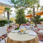 Gambrinus Hotel 4*
